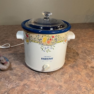 Rival Crock Pot Model 3100 3.5 Quart Slow Cooker Delft Blue Floral Crock, vintage