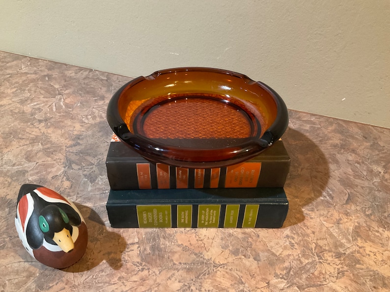 AMBER GLASS ASHTRAY Waffle Diamond Bottom Heavy, 8 In, Mid Century