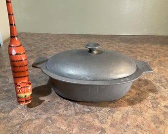 Wilton Armetale Florida Gators Covered Casserole Dish NCAA University of Florida Serveware