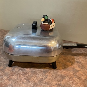 Penncrest Automatic Fry Pan Electric Cooker J. C. Penney’s, Silver Vintage Dome Lid with Cord, Model no.  4163