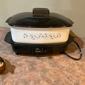 Vintage West Bend Slow Cooker Replacement Pot- lid has small
