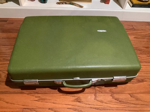 Sears Forecast Suitcase Avocado Green Hard Case L… - image 6