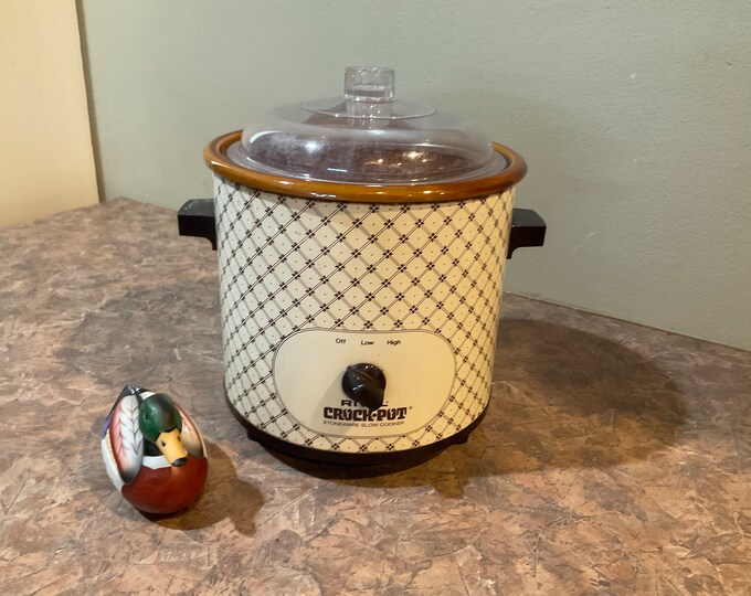 Rival Crock Pot, Slow Cooker Stoneware, Model 3100 P, Brown, Tested