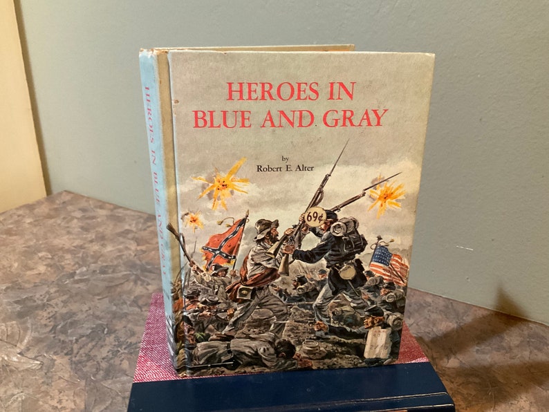 Vintage Book Young Years Best Loved Stories Poems for Little Children, BRIGHTY of The Grand CANYON or Heroes In Blue and Gray Robert E Alter Heroes