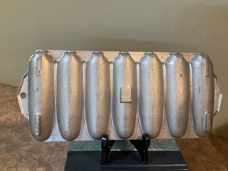 Wearever No 2797 Cornbread Corn Stick Pan Cast Aluminum Bake Etsy