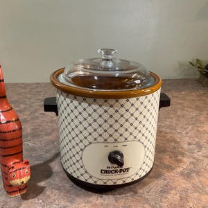 Rivaliserende crockpot, slowcooker aardewerk, model 3100/2 P, bruin, getest, vintage 3,5 quart