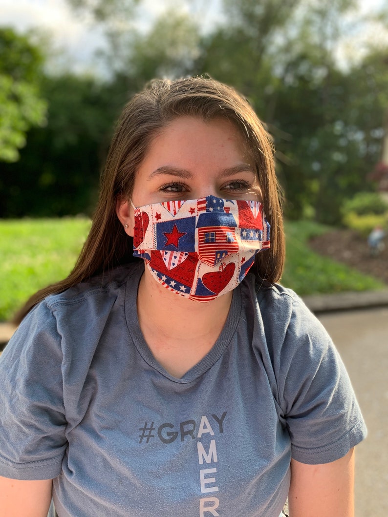 Masque rouge blanc et bleu | Etsy