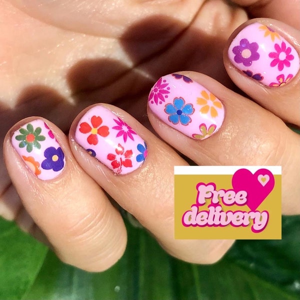 Blumen Nail Art Wasser Aufkleber // Floral Nail Art / Gänseblümchen Nagelsticker / Blumen / Frühlings Nageldesign / Sommer Nagel Ideen