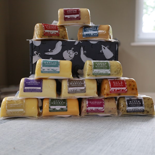Cheese Lovers Gift Box (12 cheeses)