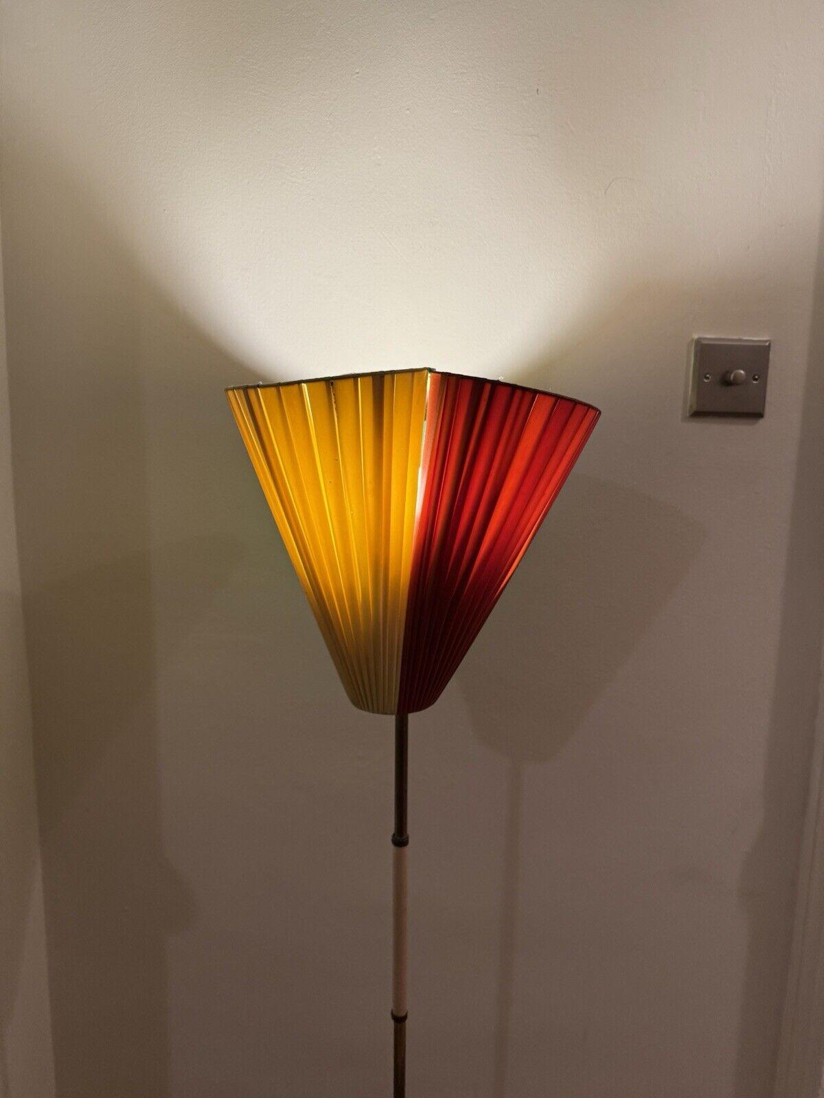 ヴィンテージ ミッドセンチュリー 1950 年代 三脚 3 色フロアランプ