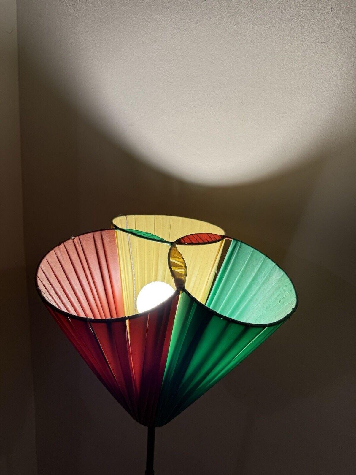 ヴィンテージ ミッドセンチュリー 1950 年代 三脚 3 色フロアランプ