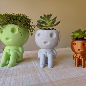Maceta Kodama Sentada para Suculentas, Plantas Aéreas + Otras Plantas / Guardián del Árbol / Espíritu Japonés / Espíritu del Árbol / Espíritu del Bosque /