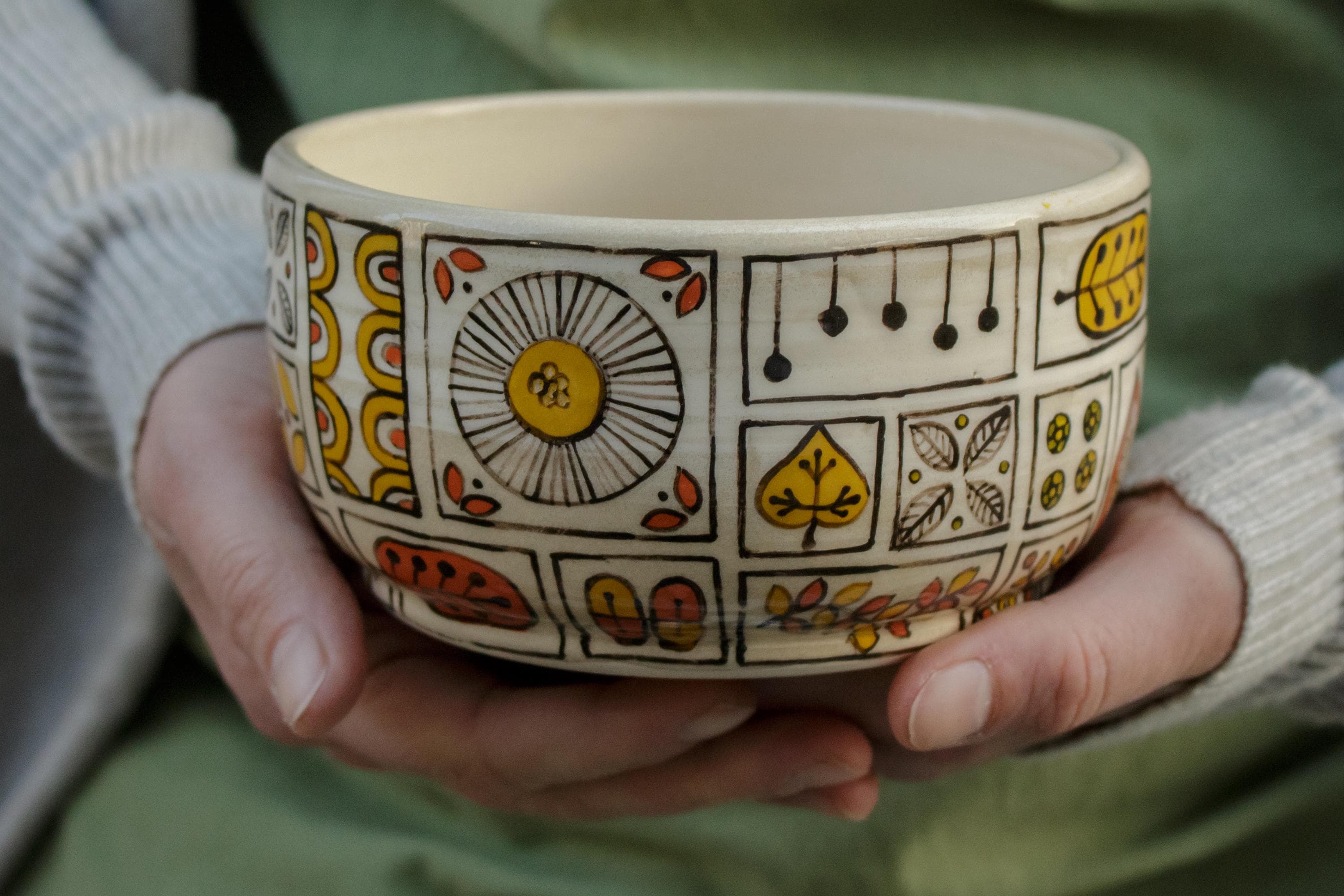 Pottery Bowl 23oz with  illustrations