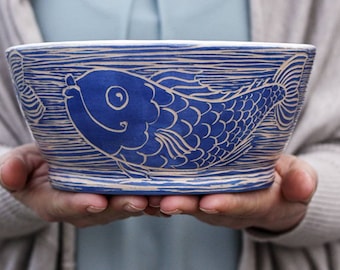 Handmade  bowl  20 oz,  ceramic pottery with blue and white fish illustration