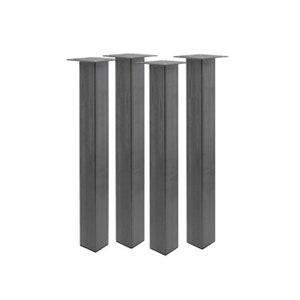 Könnte beinhalten: Vier graue Metalltischbeine mit quadratischen Oberseiten. Die Beine sind etwa 71 cm hoch.