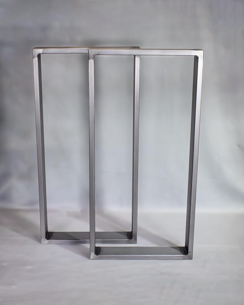 Robuste rechteckige Tischkufen aus Stahl – perfekt für Hochtisch, Stehtisch, Esstisch & DIY-Möbel im modernen Industrial Design, robust | R4 immagine 1
