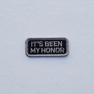 Fourth Wing “It’s Been My Honor” : Embroidered Faux Leather Iron-On