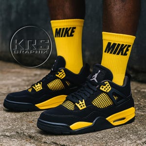 Socks To Match Jordan 4 Thunder - Mike