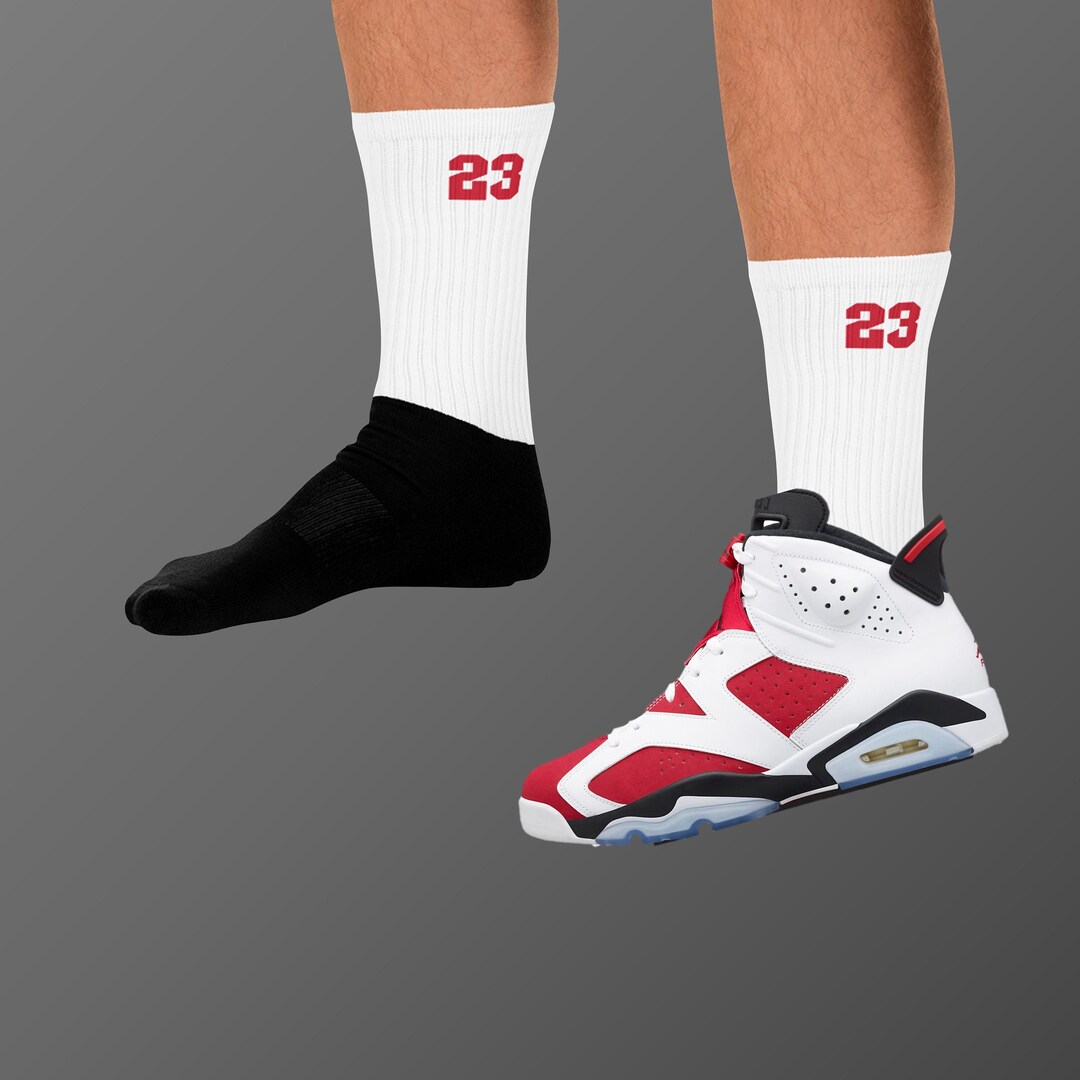 carmine 6s socks