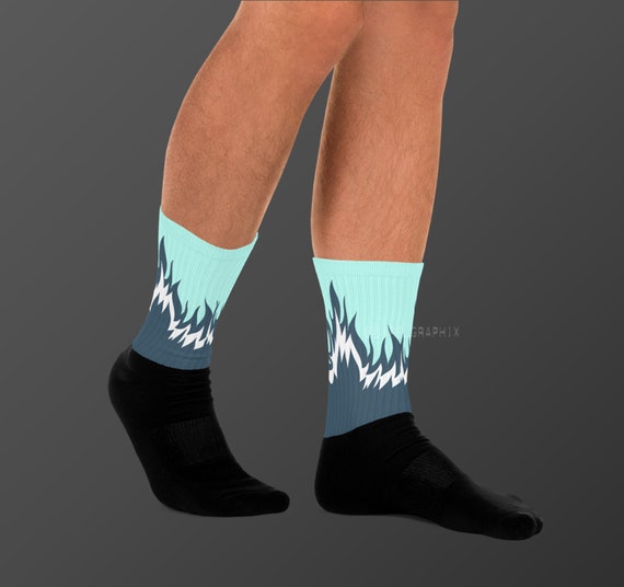 blue bird 5s on feet