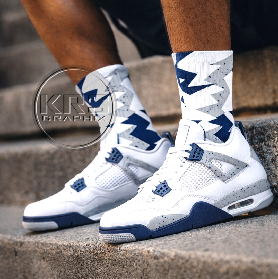 socks to wear with jordan 4