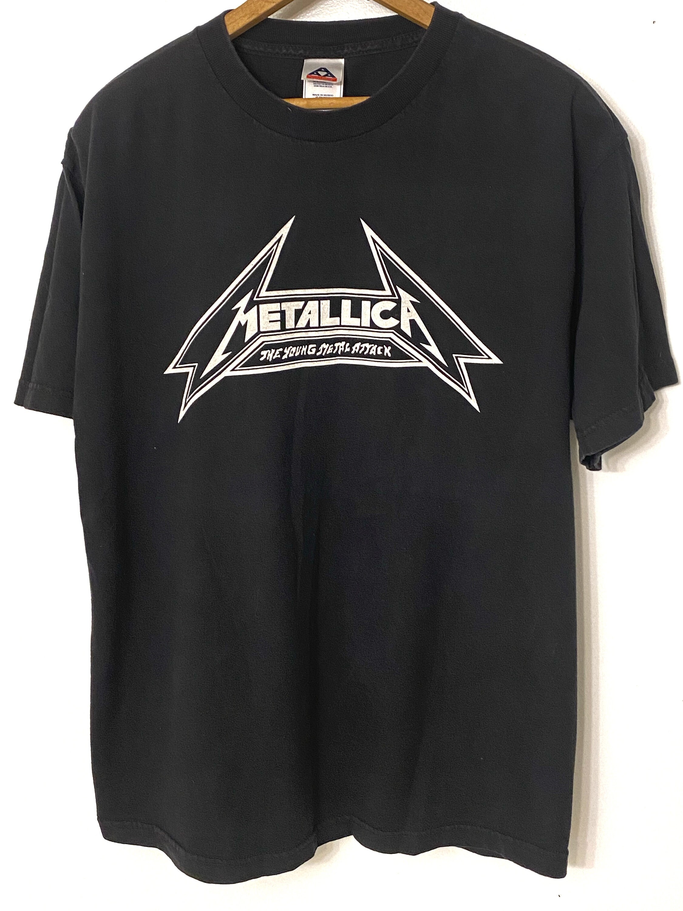 Rare Vintage Metallica T-shirt Young 