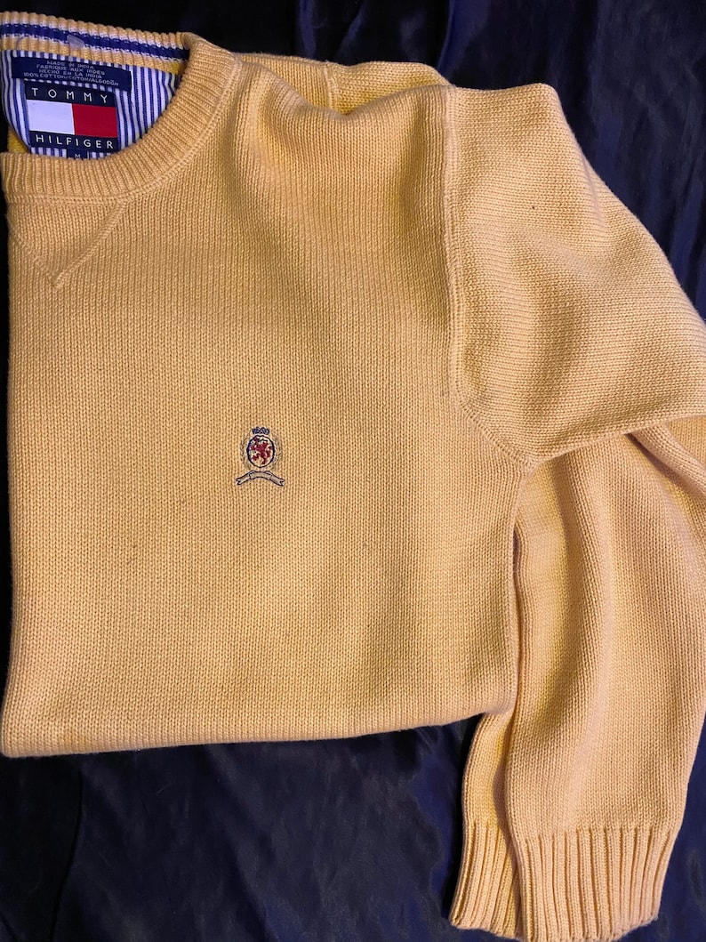 Vintage Tommy Hilfiger cable knit sweater