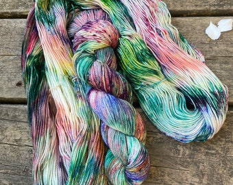Splash & Splatter fingering/sock weight superwash Merino wool, 2-ply, hand dyed yarn.