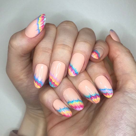 10 Tie Dye Nail Art Designs To Match Those Quarantine Sweatsuits -  Behindthechair.com
