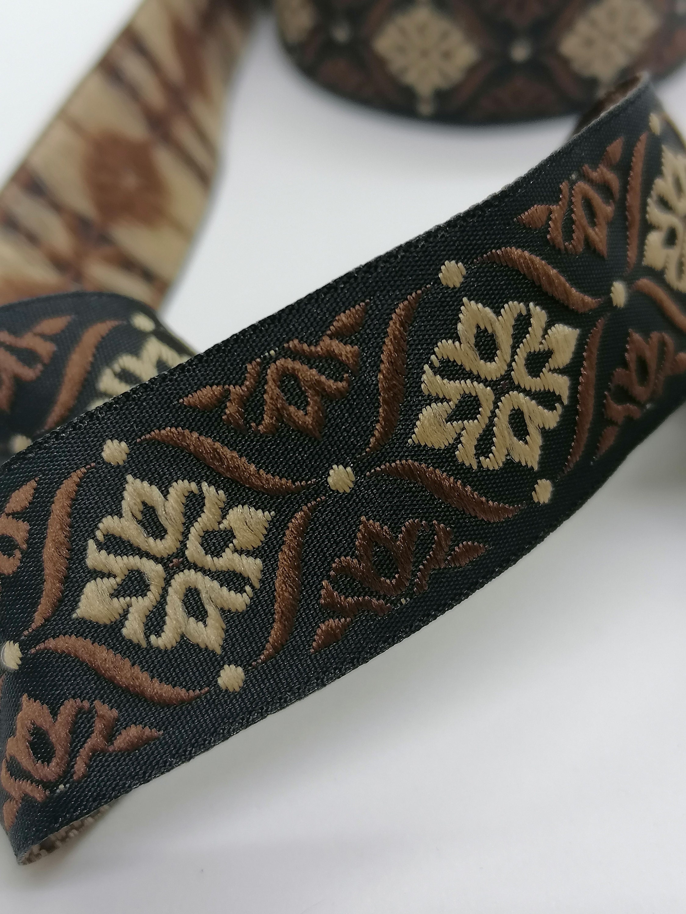 25 Mm Brown & Light Brown Jacquard Ribbon (0.98 Inch