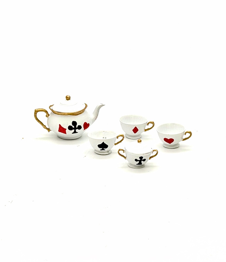 Miniature tea set for doll, Alice in Woderland dishes, dishes for doll kitchen, tiny kettle for tea, 3d printed dishes Alice set