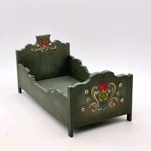 1:6 bed for doll, folk art doll furniture, dollhouse painting bed, old Norwegian bed , vintage bed doll, rosemaling