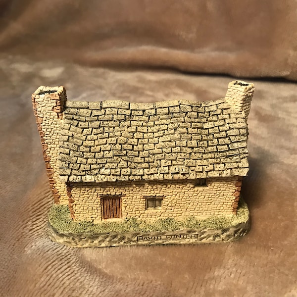 David Winter Cottage: Miner's Cottage (w/ COA)