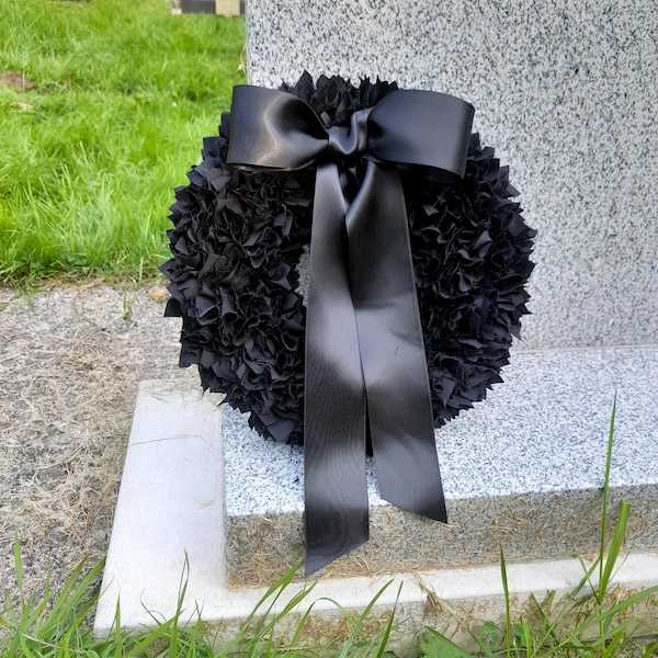Grave Wreath, Grave Decoration for Cemetery, Loss of Mother, Memorial Wreath for Grave, RIP Wreath, Mourning Wreath, Black Wreath