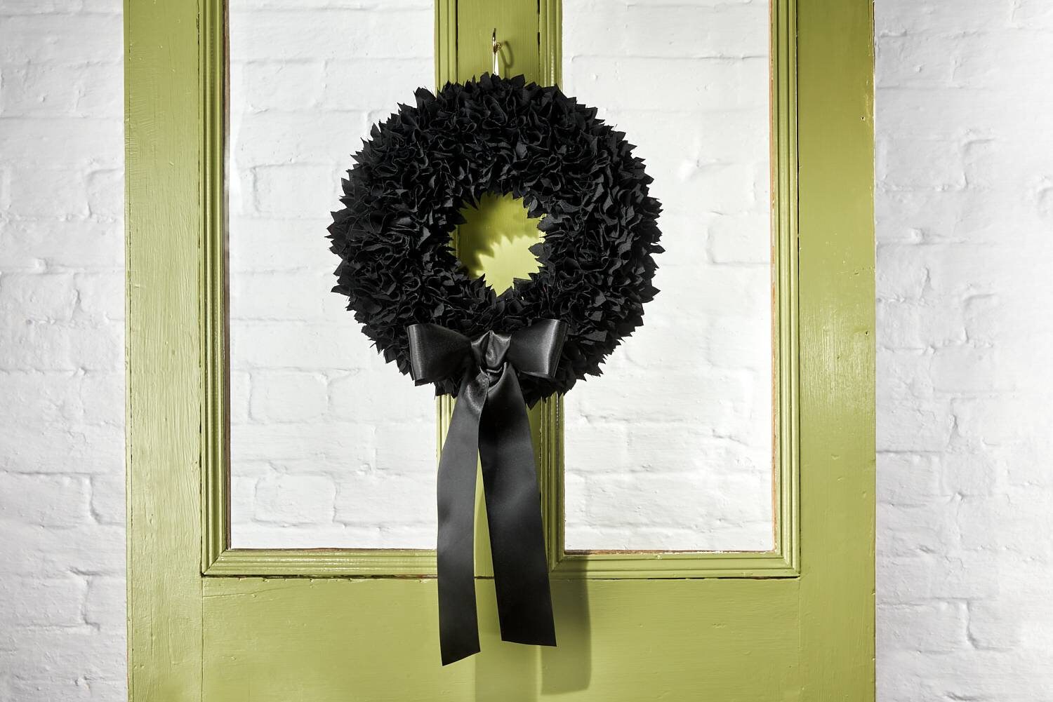 Black Wreath Mourning Wreath Black Wreath for Front Door Etsy Canada