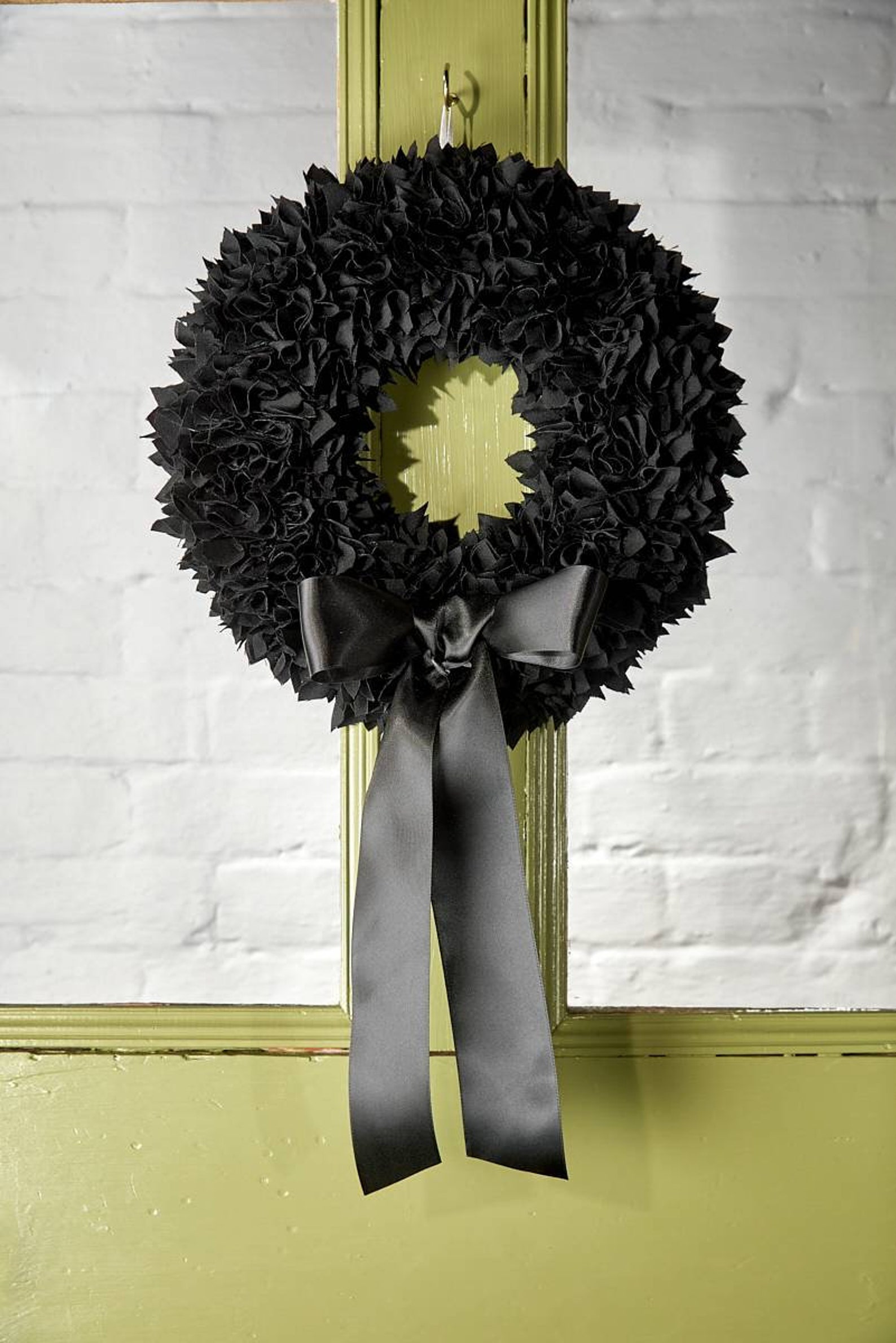 Black Wreaths For Sale at Marjorie Roberts blog