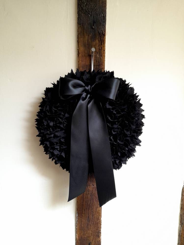 Black Wreath Black Mourning Wreath for Front Door Black Etsy UK