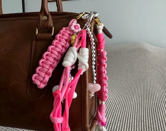 1 pezzo Ciondolo a forma di ciliegia in cristallo di per le donne, adatto per l'uso quotidiano come accessorio per borse e come regalo per famiglia, amici e coppie | SHEIN ALIA