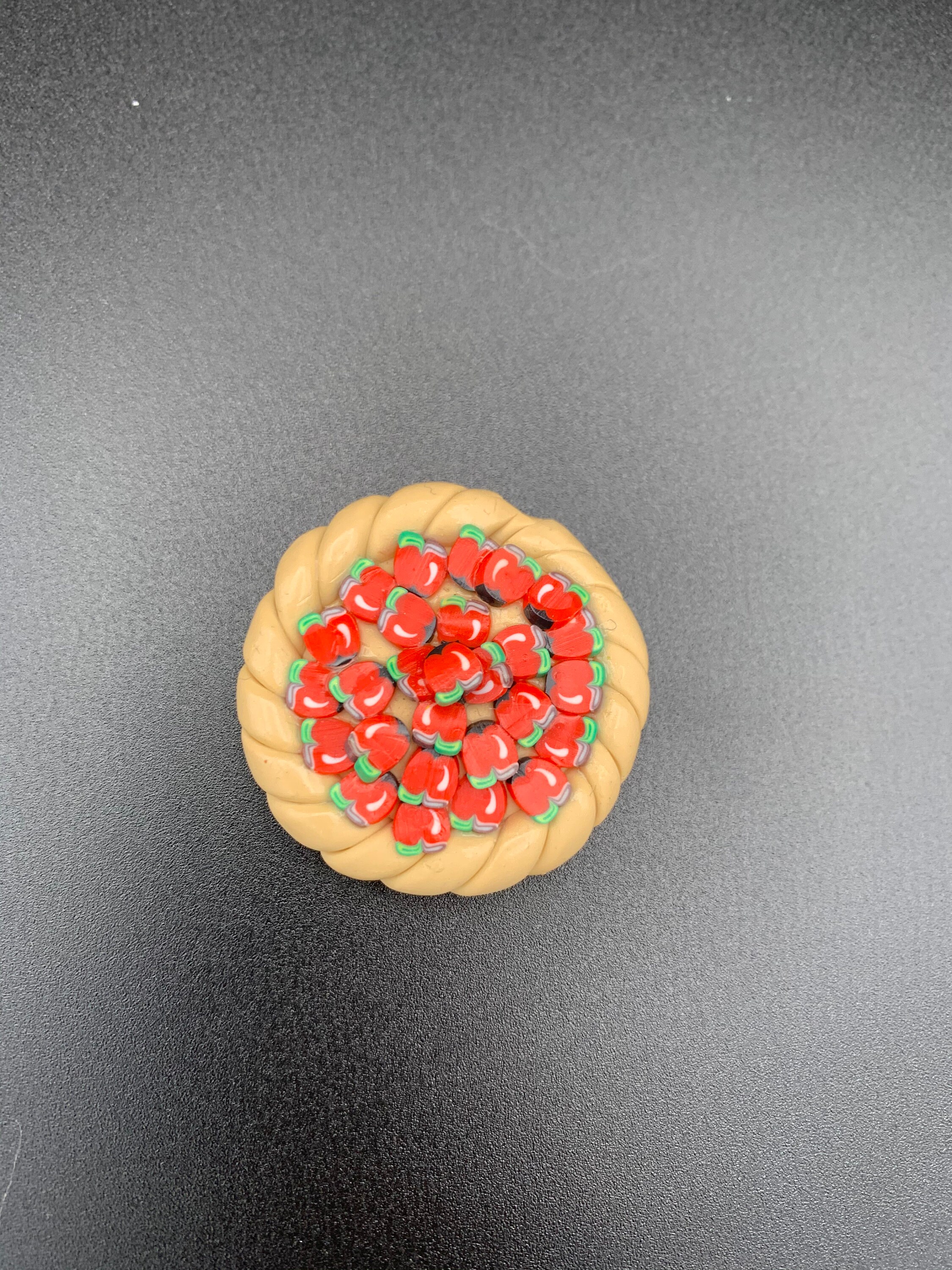 Aimant Tarte Aux Pommes Rouge en Fimo/Polymère/Bijoux de Frigo/Gourmand/Cadeau