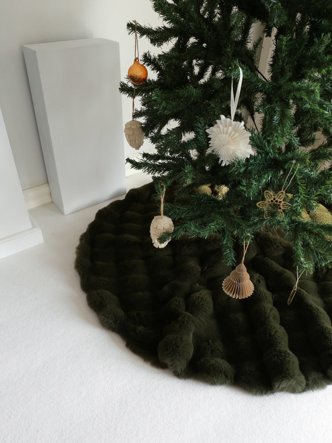 Green Christmas Tree Skirt, Faux Fur Plush Christmas Skirt Rug, Round