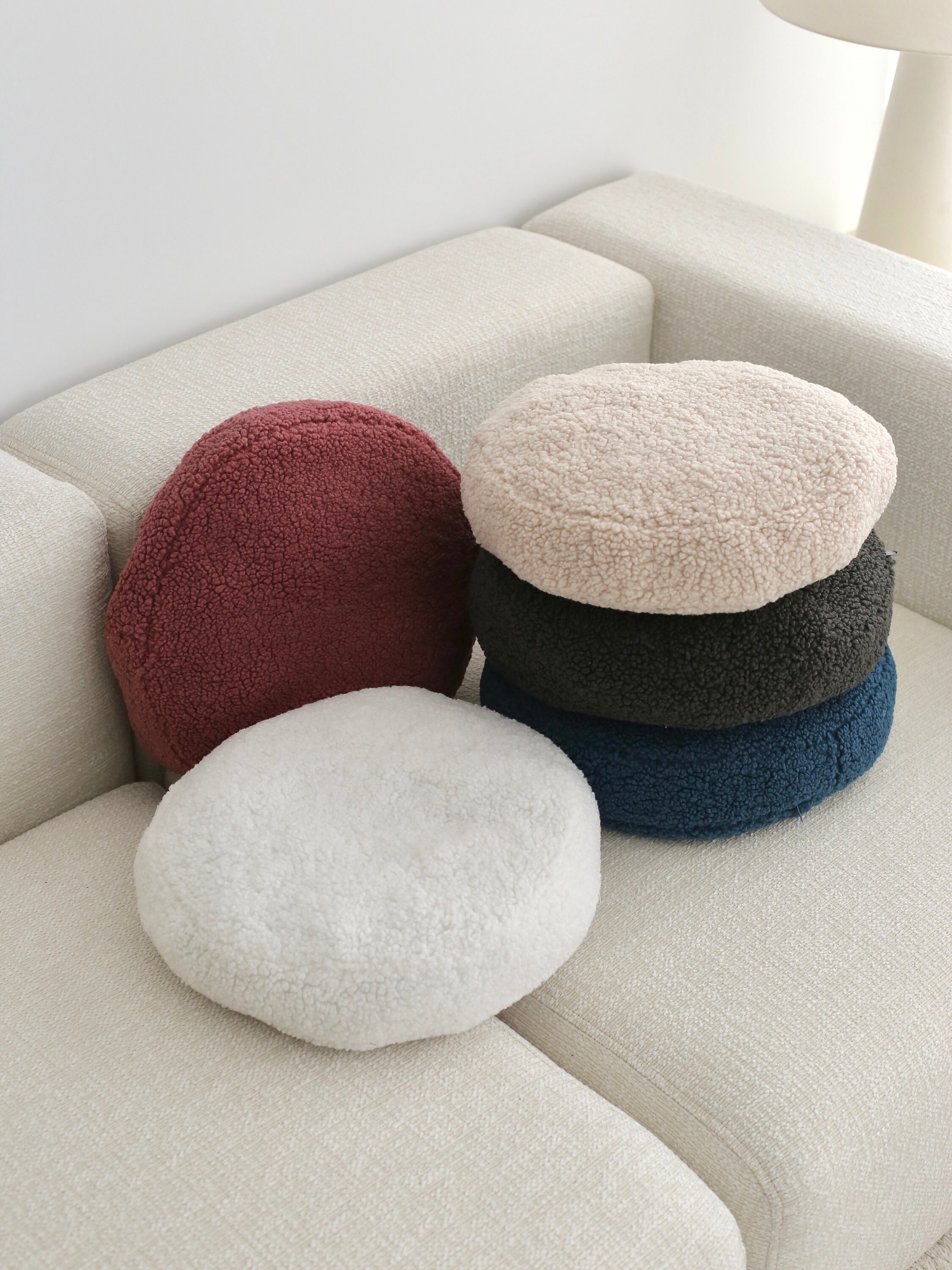 Circle Shearling Pillow Teddy Faux Fur Ivory Pillow Round Decorative Pillow Boucle Pillow Brown Round Pillow 16x16 Round Pillow Etsy Canada