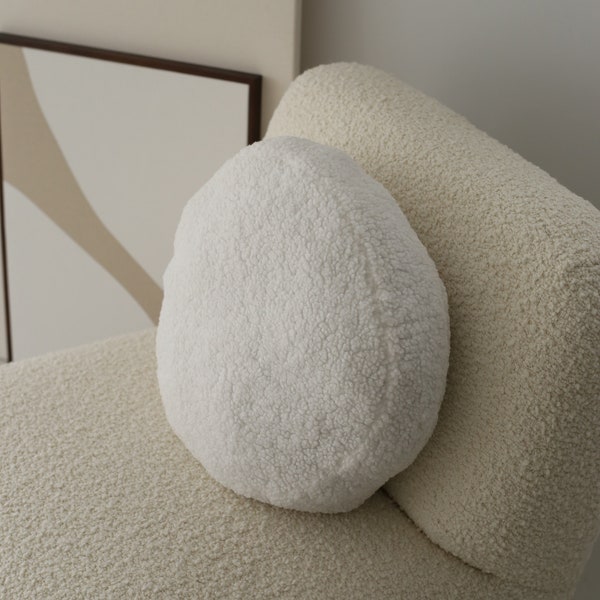 Circle Faux Fur Cushion, Teddy Boucle White Pillow, Round Decorative Pillow, Boucle Pillow for Sofa, Cream Round Pillow, Shearling Cushion