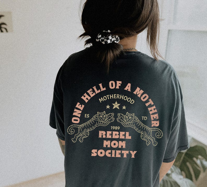 One Hell of a Mother Shirt - Mothers Day gift for mom shirt - Trendy mom shirt - Vintage inspired graphic Tee immagine 2