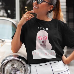 Team Girl Boss Tee für die Damen in Power-Positionen