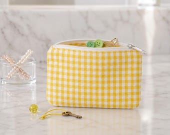 Gingham Zipper Pouch, Coin Purse or Makeup Bag, Handmade Cotton Pouch, Small Zipper Bag for Keys Cards Travel, Choose Size Color