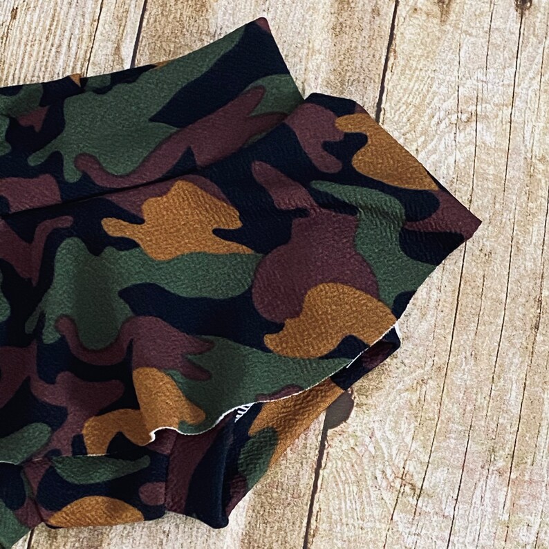 Green Camouflage Baby Bummies | High Waisted Skirted Bloomers - Etsy