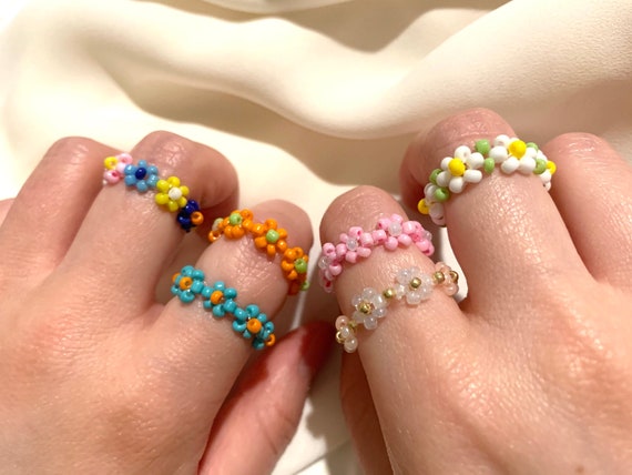 Colorful Daisy Ring No Visible Knot Stackable Flower Bead Rings