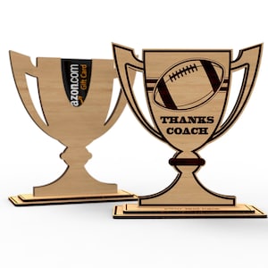 Cadeau-idee voetbalcoach | Bedankt Bank | Cadeaukaarthouder voetbaltrofee - Svg-laserklare snijbestanden