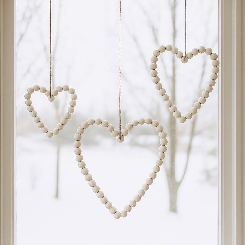 Close up of 3D printed bead heart with loop – printable no supports commercial license