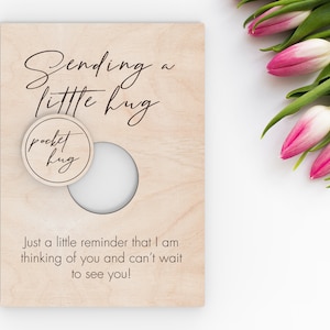 Kleine Umarmung Holztoken, Miss You Note, Isolation Geschenk für Jemanden den du Liebst - Laser-Ready Cut Dateien